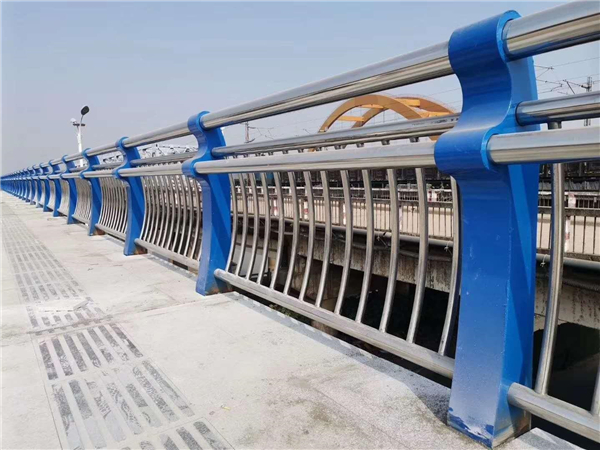 荆门304不锈钢复合管护栏的生产工艺揭秘